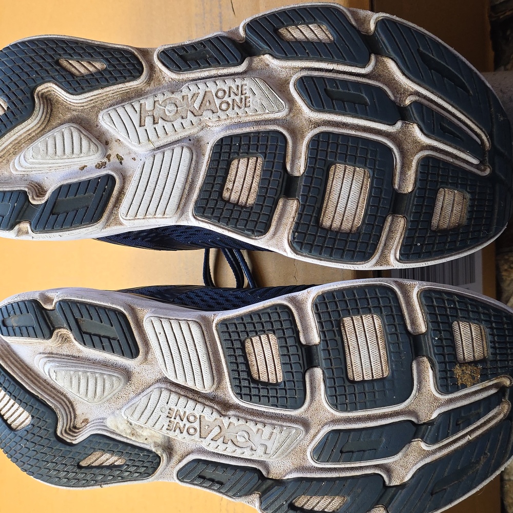 Womens's Hoka One One. Navy/Orange. 8.5 - image 3